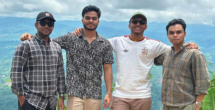 ঝরনা দেখতে গিয়ে দুর্গম পাহাড়ে ৯ দিন আটকা চার বন্ধু