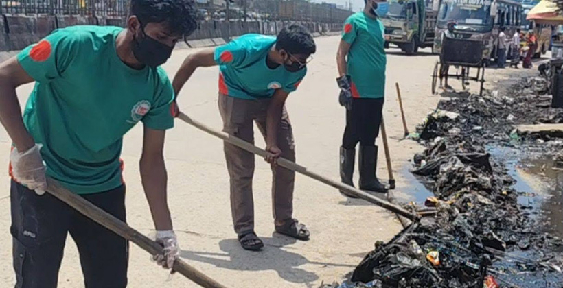 বারইয়ারহাটেমিরসরাই  ‘বিডি ক্লিন’-এর সচেতনতা ও পরিচ্ছন্নতা অভিযান: ডাস্টবিন ব্যবহারের আহ্বান