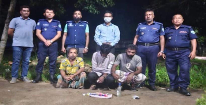 চট্টগ্রাম ফটিকছড়িতে মদ ও গাঁজা সেবনের দায়ে ৩ যুবকের কারাদণ্ড