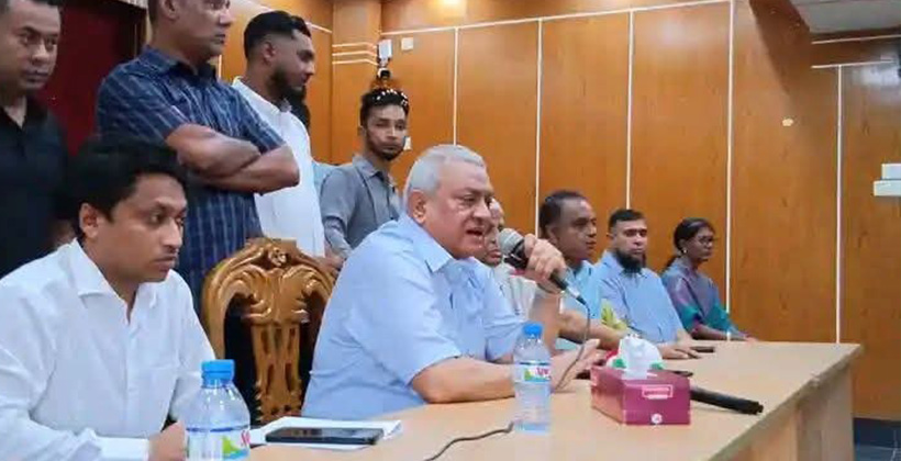 মৌলভীবাজারে সাধারণ মানুষের সঙ্গে মতবিনিময় করেন এম নাসের রহমান এমপি