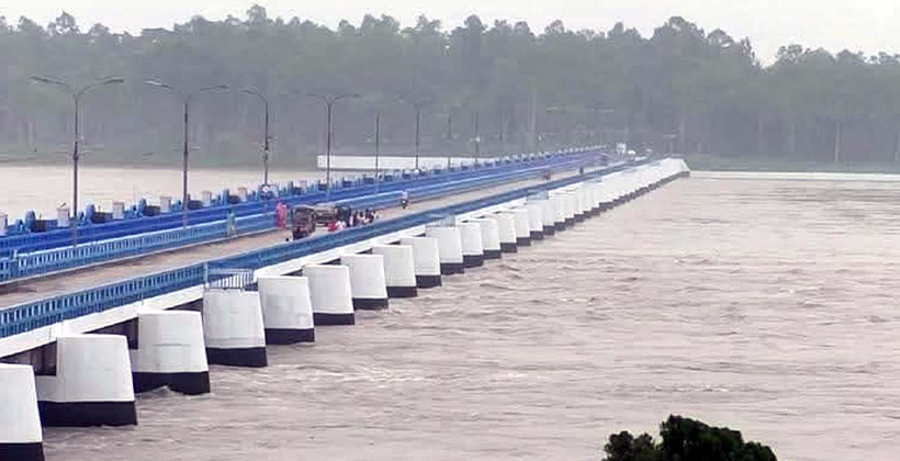 তিস্তায় হু হু করে বাড়ছে পানি : ৪৪ জলকপাট খোলায় বন্যার চরম আশঙ্কা