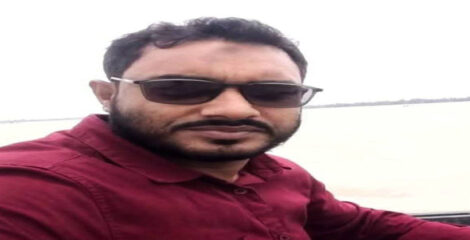 উল্লাপাড়ায় ট্রাকের চাকায় পিষ্ট হয়ে শিক্ষক নিহত