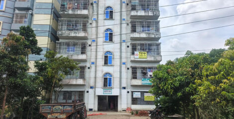 সরাইলে এনজিও অফিসে দুর্ধর্ষ দস্যুতা, হিসাবরক্ষককে কুপিয়ে জখম