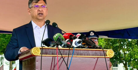 “পুলিশ কোনো রাজনৈতিক দলের হাতিয়ার হতে পারে না: স্বরাষ্ট্রমন্ত্রী”