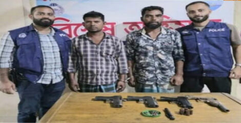 হাটহাজারীতে অস্ত্রের কারখানার সন্ধান, তৈরির সরঞ্জামসহ গ্রেপ্তার ২
