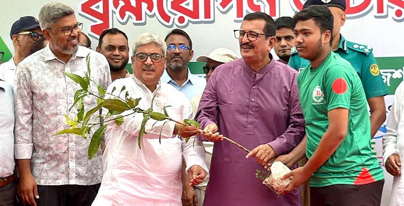 রাজশাহীর গ্রিন ও ক্লিন সিটির গৌরব ধরে রাখার আহ্বান ভূমিমন্ত্রীর