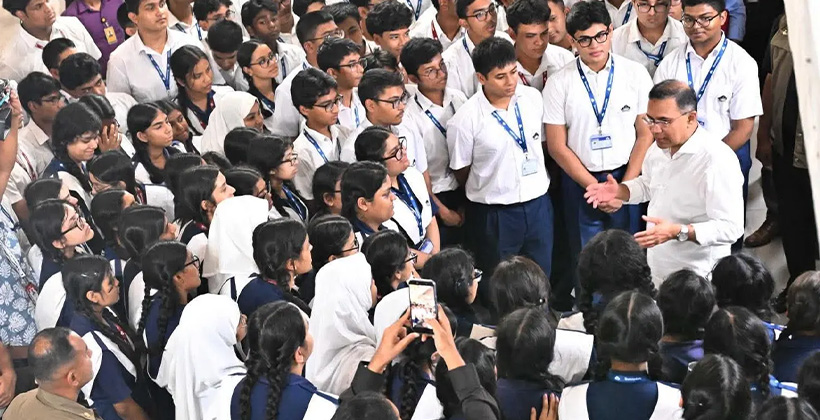‘পরিবর্তন শুরু হোক ঘর থেকে’, সবুজ বাংলাদেশ গড়তে শিক্ষার্থীদের পাশে চান প্রধানমন্ত্রী