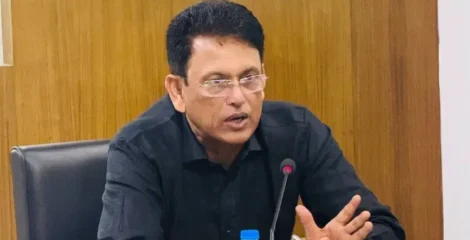 প্রতারণা করলে পরের বছর বই ছাপার কাজ মিলবে না : শিক্ষামন্ত্রী