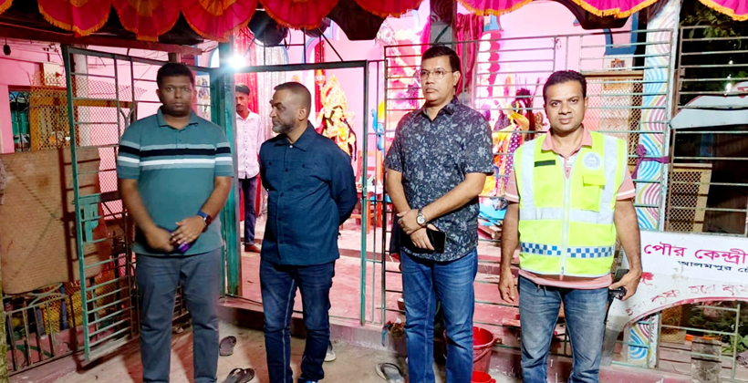 কাজিপুরে দুর্গাপূজা মণ্ডপ পরিদর্শন ও কার্যক্রম মনিটরিং করলেন পুলিশ সুপার