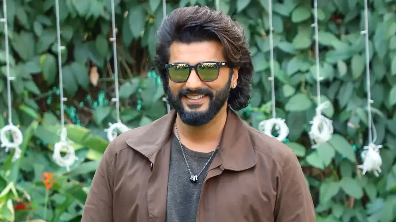 মালাইকার সঙ্গে বিচ্ছেদের পর নতুন সম্পর্কে অর্জুন? ইঙ্গিত দিলেন বরুণ ধাওয়ান