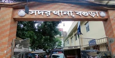 ২৮ মামলার আসামিকে ছিনিয়ে নিতে পুলিশের ওপর হামলা, আহত এএসআই