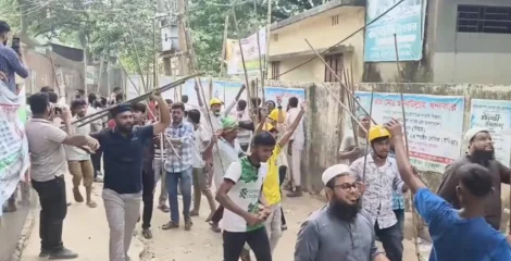টিকটকে কমেন্ট করা নিয়ে ব্রাহ্মণবাড়িয়ায় দুই পক্ষের সংঘর্ষ, আহত ২০