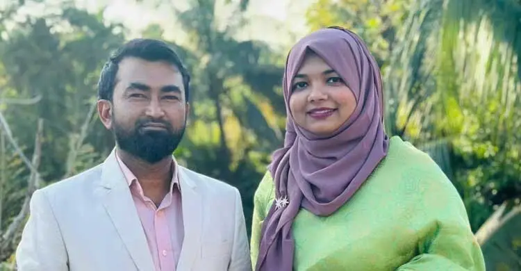 ১০ দিন পর মিলল নিখোঁজ শিক্ষিকার দেহাবশেষ, লকেট দেখে স্ত্রীকে শনাক্ত করলেন স্বামী