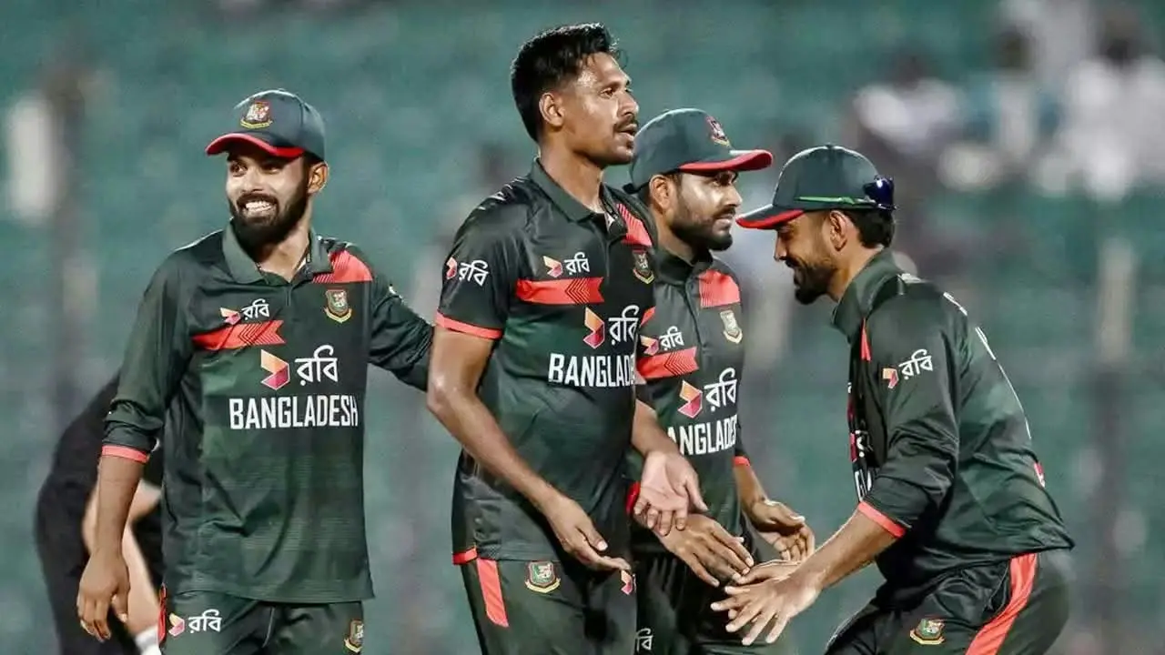 আফগানিস্তানের কাছে ৭ উইকেটে হেরে সিরিজ থেকে বিদায় বাংলাদেশের