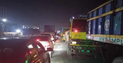 ঢাকা-সিলেট মহাসড়কে ৫ কিলোমিটার যানজট, দুর্ভোগে যাত্রীরা