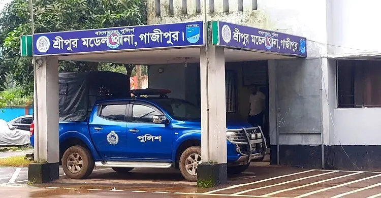গাজীপুরে অন্তঃসত্ত্বা স্ত্রীকে হত্যার পর ৯৯৯-এ ফোন