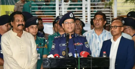 ৩৩ হাজারের বেশি পূজামণ্ডপে শান্তিপূর্ণভাবে দুর্গোৎসব : আইজিপি
