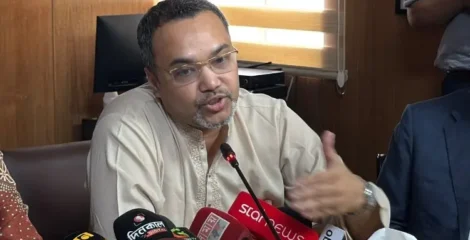 ট্রাম্প-তারেকের ছবি নিয়ে অপপ্রচার বন্ধের আহ্বান মাহদী আমিনের