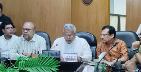 রাবিতে সাংবাদিকদের ওপর হামলা, ৪ শিক্ষার্থীর ছাত্রত্ব বাতিলের সুপারিশ