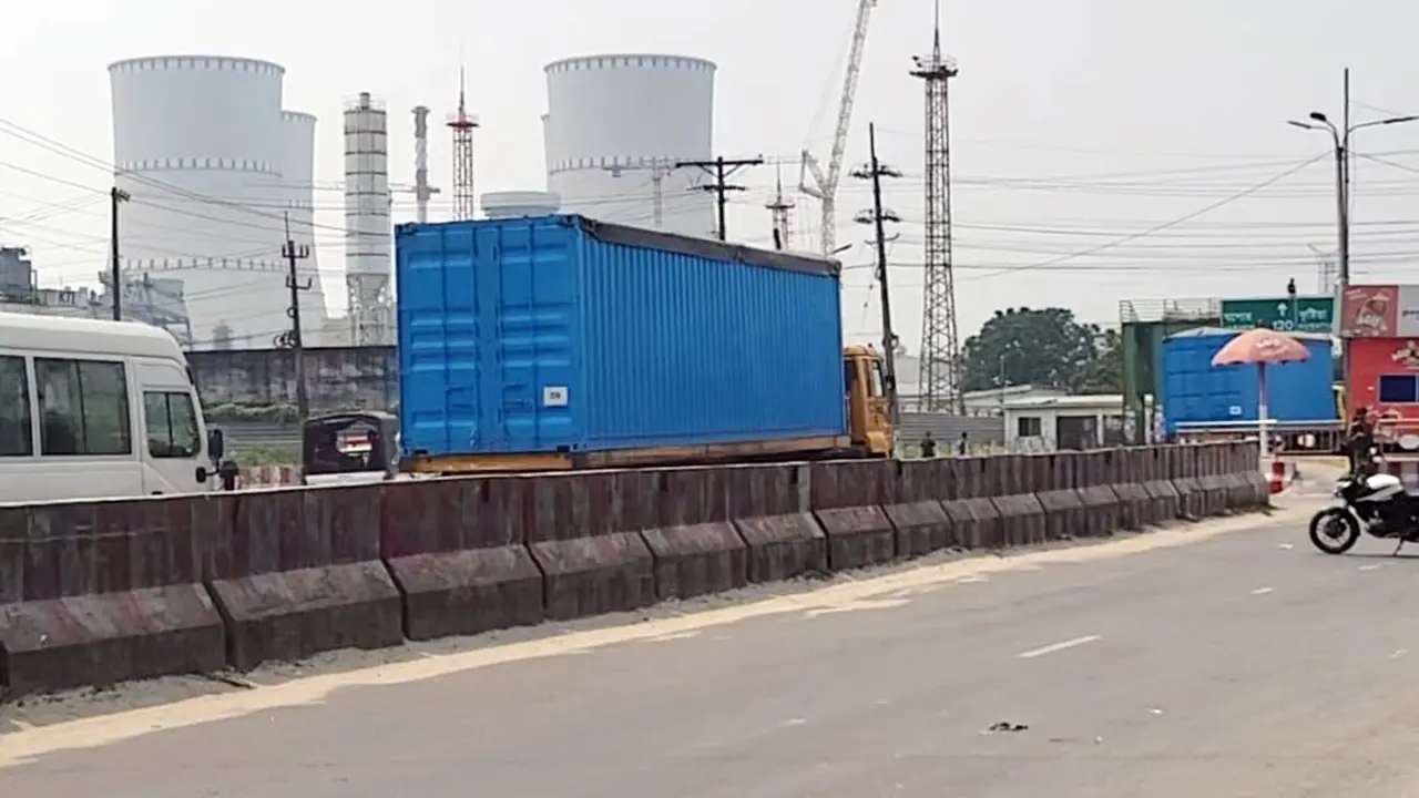 রূপপুরে পৌঁছাল ইউরেনিয়ামের নতুন চালান, নিরাপত্তায় ছিল সেনাবাহিনী