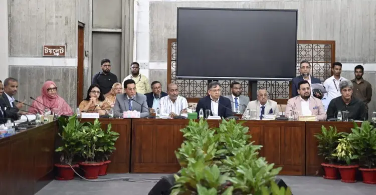 তত্ত্বাবধায়ক সরকারের প্রধান হতে পারেন কে, জানালেন স্বরাষ্ট্রমন্ত্রী