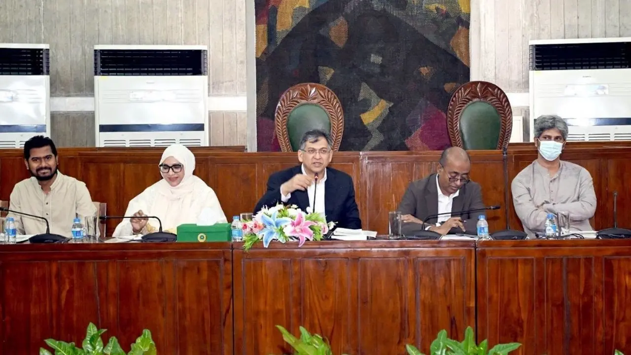 সাংবিধানিক সুরক্ষা পাচ্ছেন জুলাইযোদ্ধারা, ফিরছে তত্ত্বাবধায়ক সরকার ও গণভোট