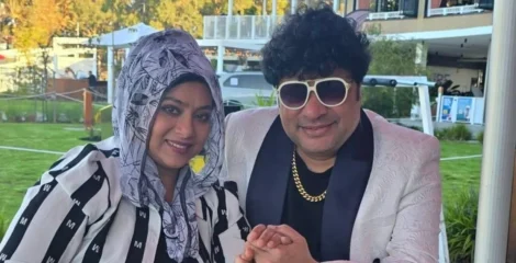 শাবনূরের আবদারে সিডনির রাস্তায় গান শোনালেন রবি চৌধুরী