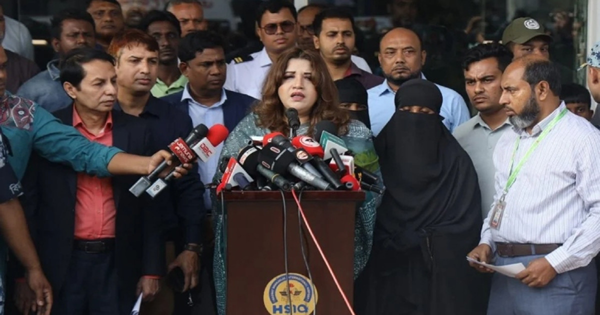 রিয়াদে ক্ষেপণাস্ত্র হামলায় নিহত শাহেদের মরদেহ দেশে, গ্রহণ করলেন শামা ওবায়েদ
