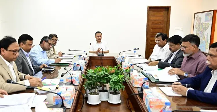 ডেঙ্গু ঠেকাতে পাড়া-মহল্লায় মাইকিংয়ের নির্দেশ প্রধানমন্ত্রীর