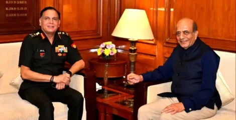 ভারতীয় সেনাপ্রধানের সঙ্গে বাংলাদেশে নিযুক্ত হাইকমিশনারের বৈঠক
