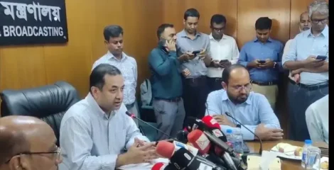 সাংবাদিকদের স্বাধীনতা রক্ষায় সাইবার আইনে নতুন সুরক্ষার কথা ভাবছে সরকার
